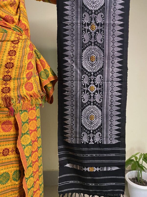 Black Aronai- Bonduram with Mina Agor